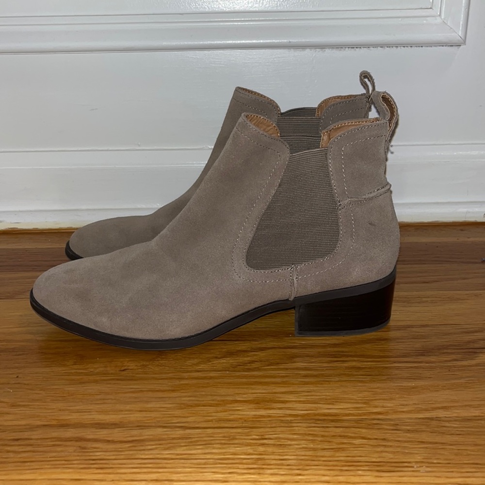 NWOT Steve Madden Boots
